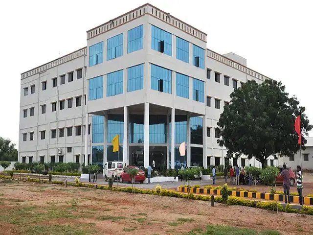 BRILLIANT_GRAMMAR_SCHOOL_EDUCATIONAL_SOCIETY'S_GROUP_OF_INSTITUTIONS